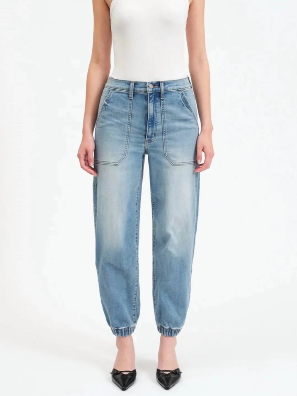 NWT Daze Denim Champ High Rise
Joggers Jeans! Size 26